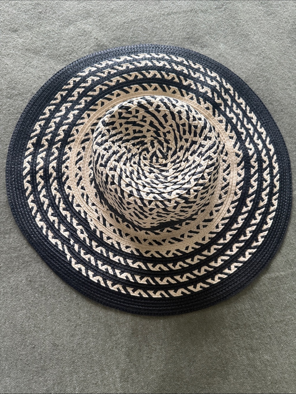 Express Black and Natural Braided Straw Sun Hat
